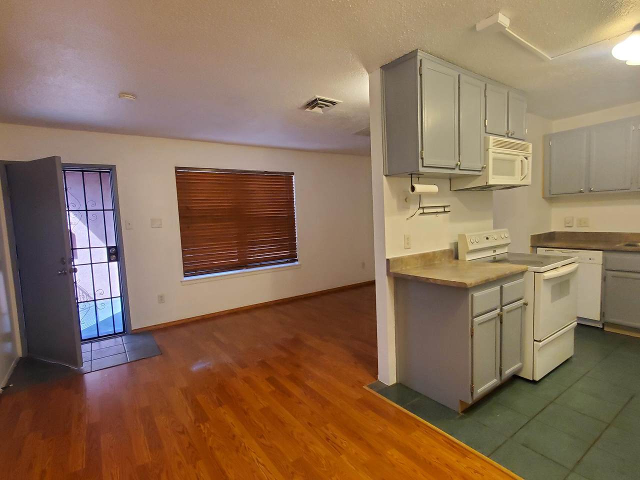 2800 Vail Avenue - Photo 1