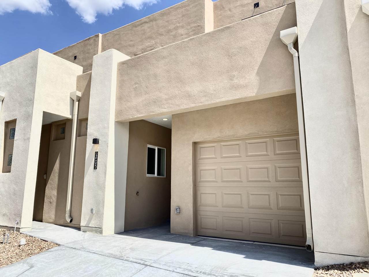 205 San Clemente Avenue - Photo 1