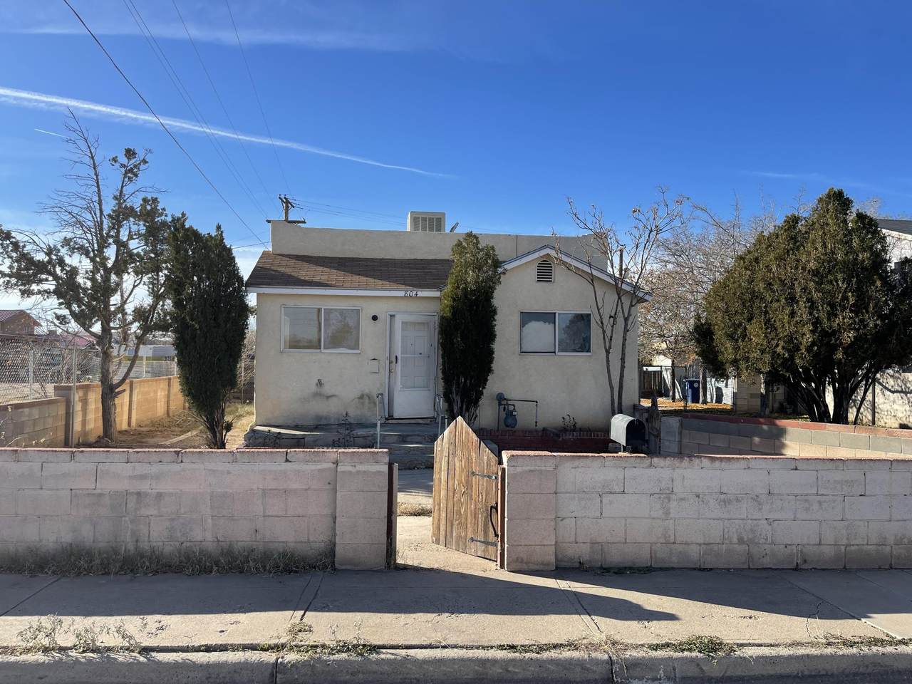 804 Aztec Road - Photo 1