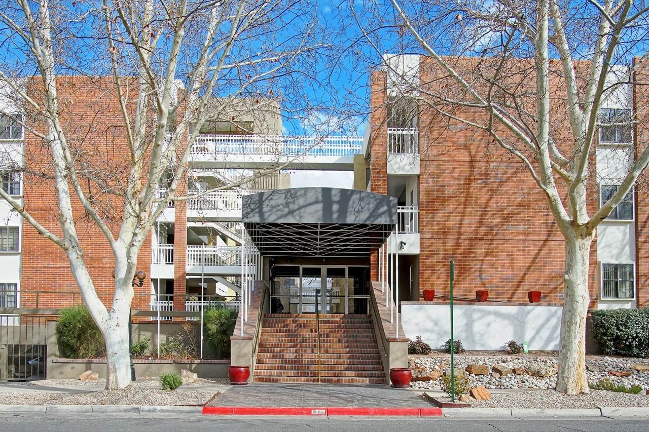 1325 Park Avenue - Photo 1