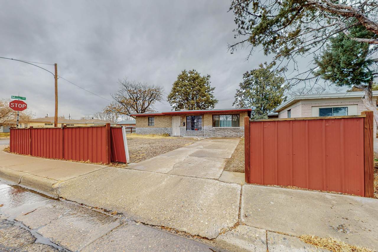 9101 Claremont Avenue - Photo 1