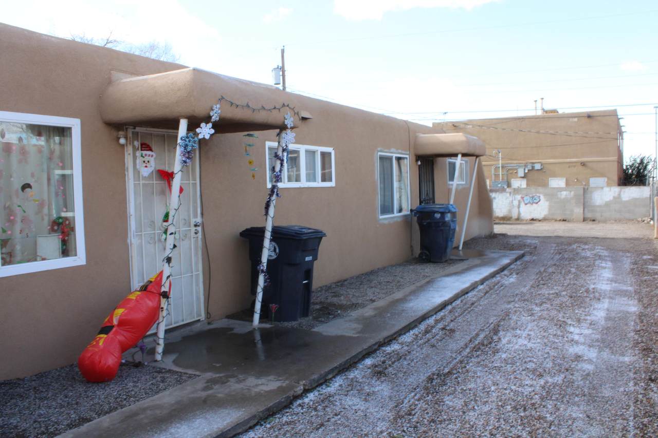 511 Texas Street - Photo 1