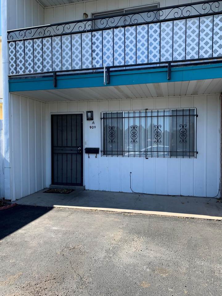 909 909 Carlisle Boulevard - Photo 1