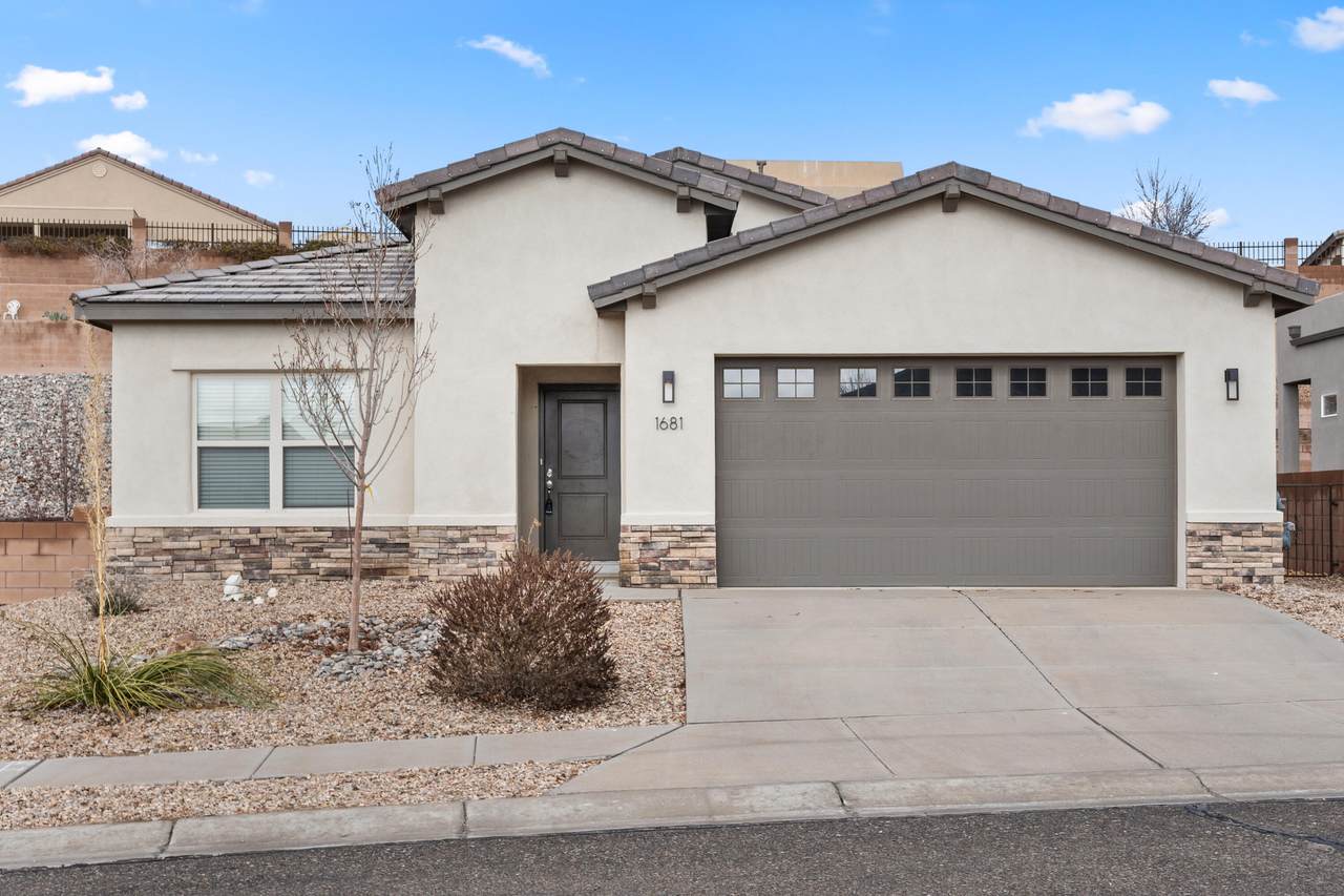 1681 Camino Corona - Photo 1