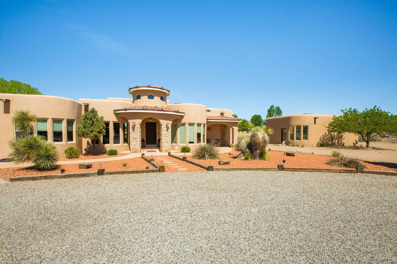 6908 Roble Blanco Drive - Photo 1