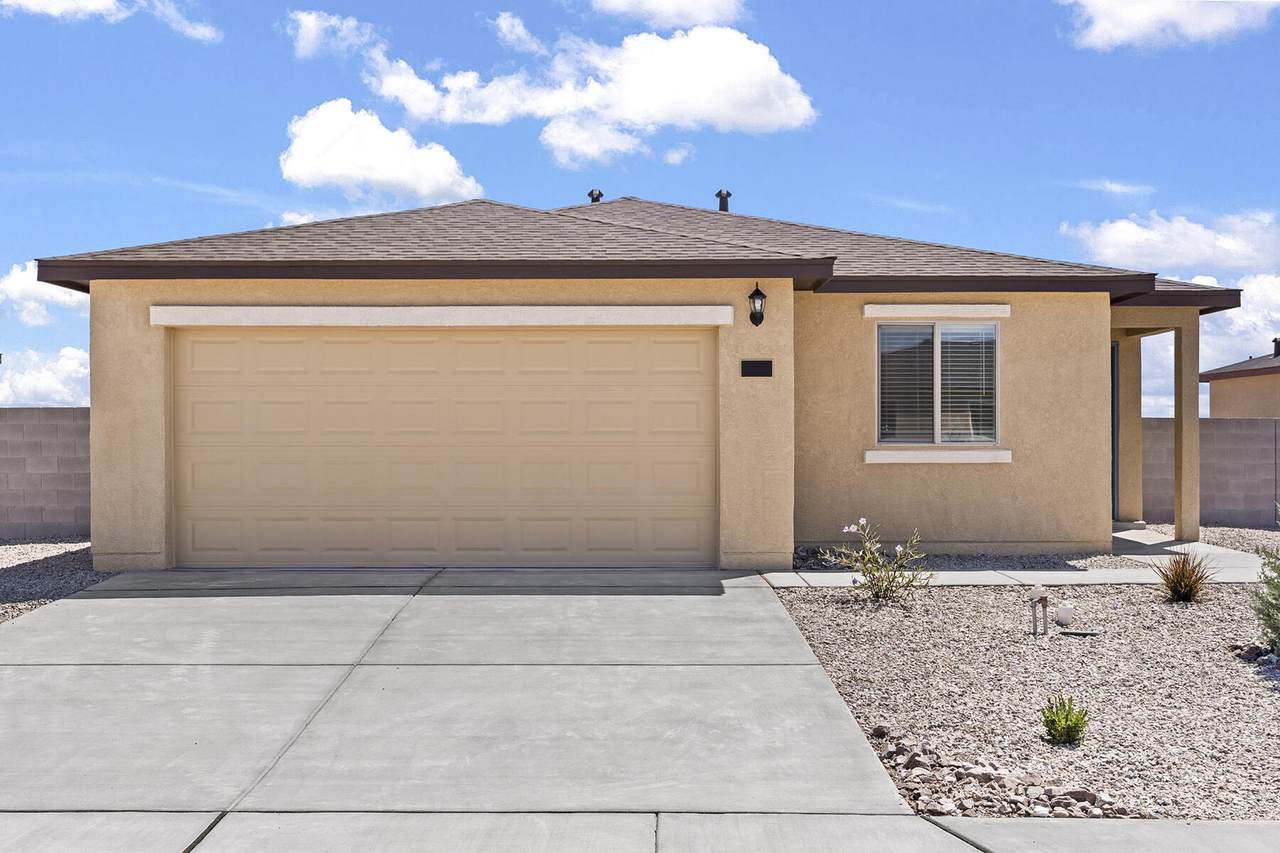 2512 Desi Loop - Photo 1