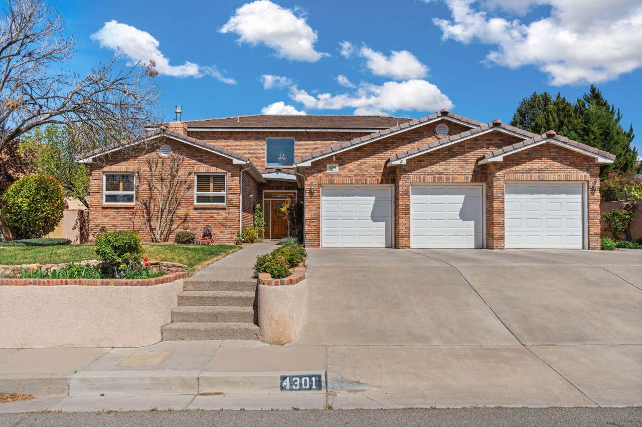 4301 Sunningdale Avenue - Photo 1