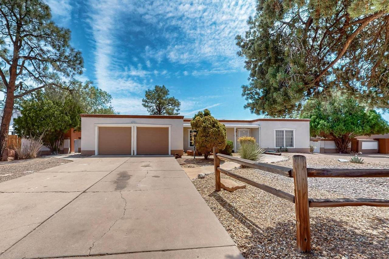 4112 Cherrydale Court - Photo 1