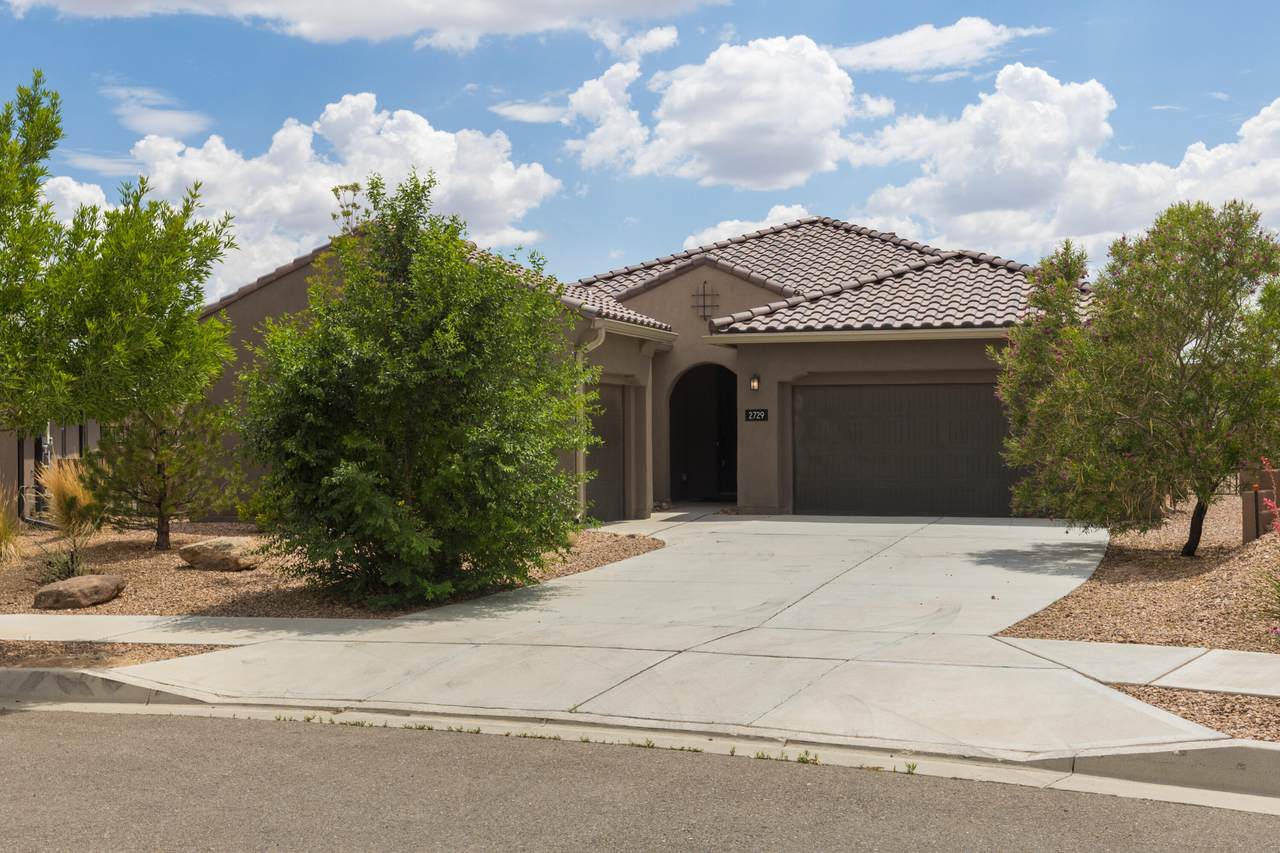 2729 Kings Canyon Loop - Photo 1