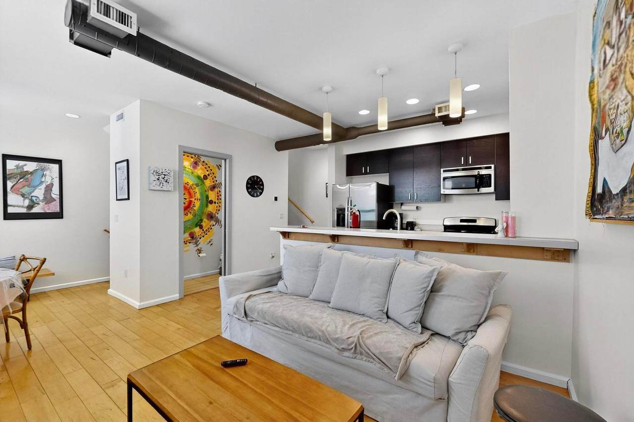 343 Platinum Street - Photo 1