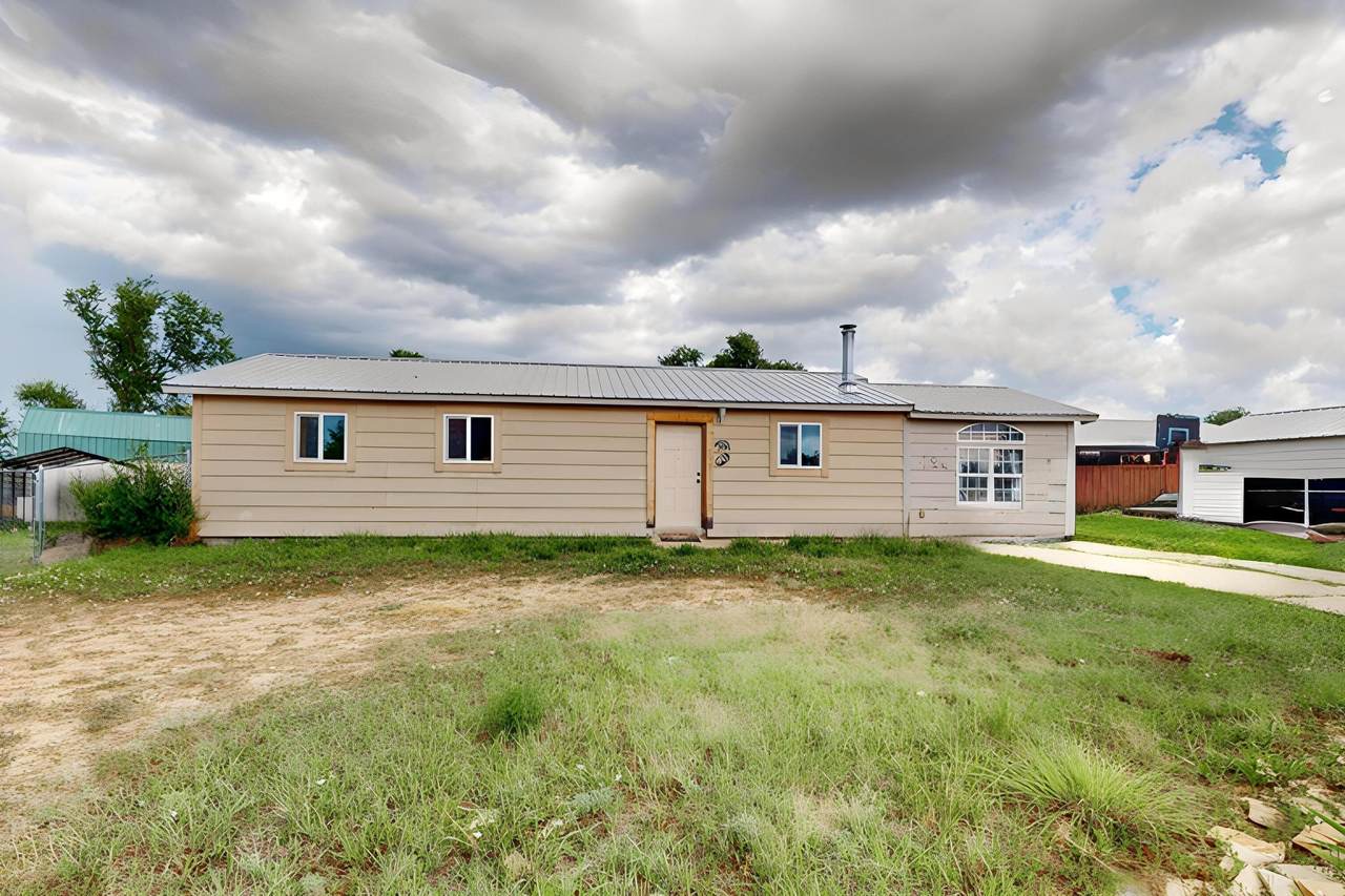 828 West Roybal Drive - Photo 1