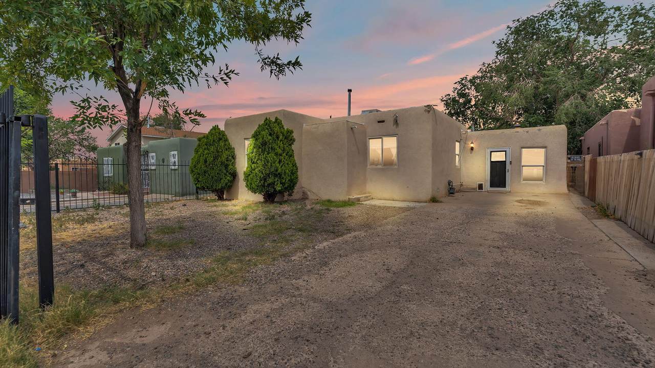 536 Mesilla Street - Photo 1