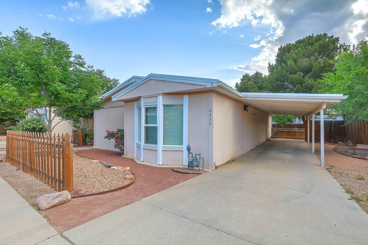 8439 Brook Street - Photo 1