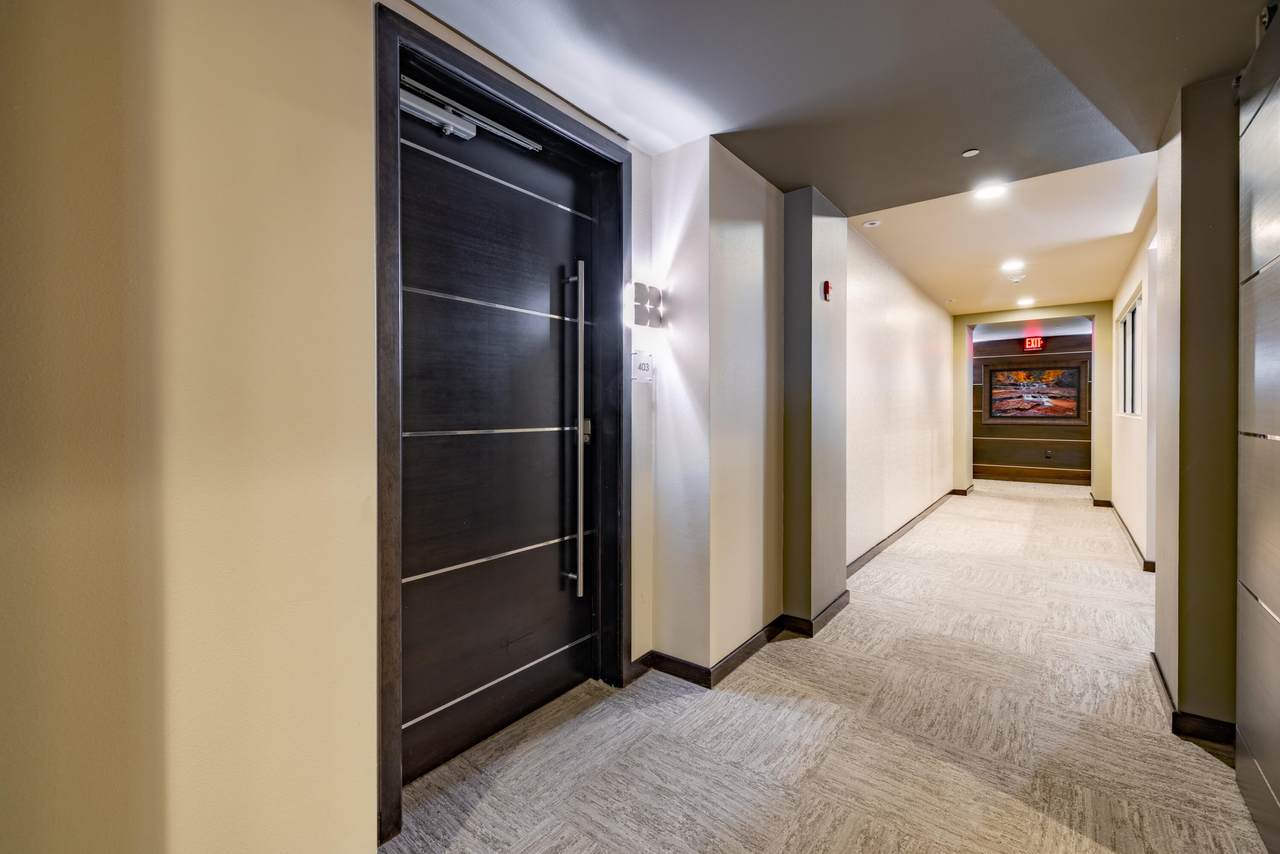 2424 Louisiana Boulevard - Photo 1