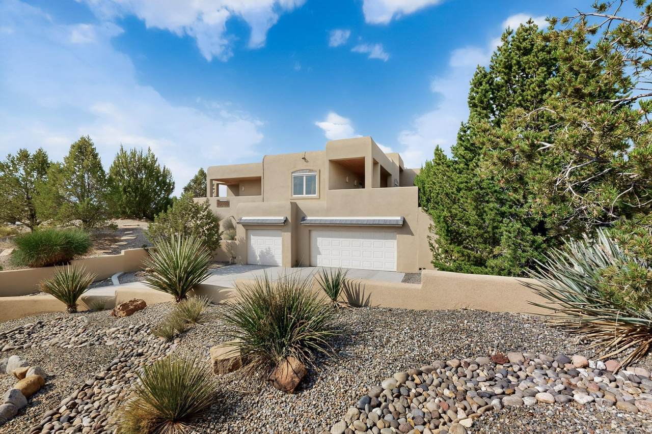 5 Basketweaver Court - Photo 1