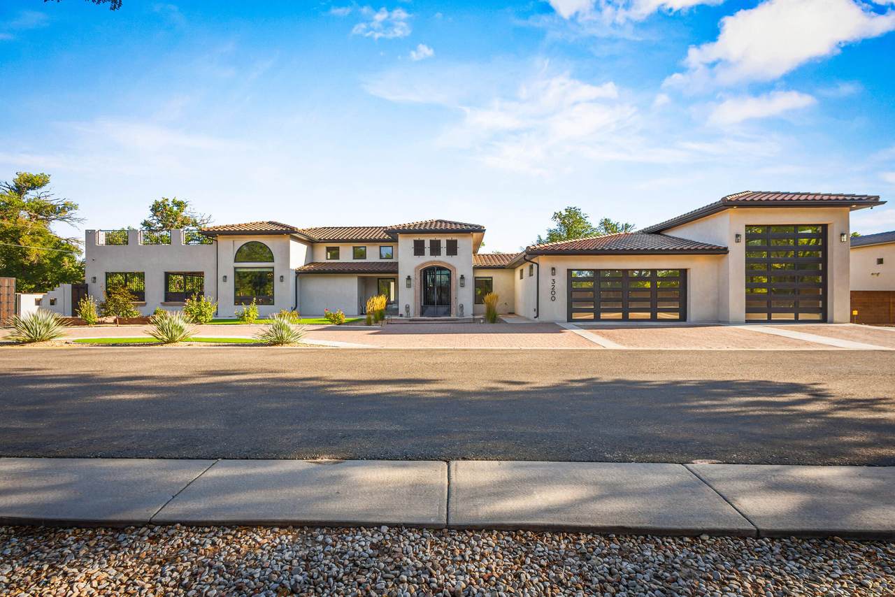 3200 Calle Vigo - Photo 1