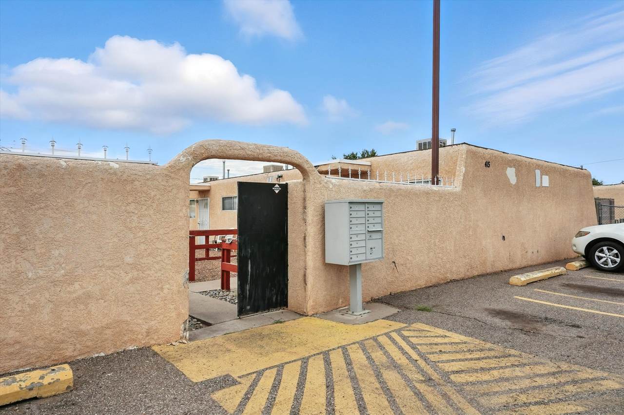 415 Wisconsin Street - Photo 1