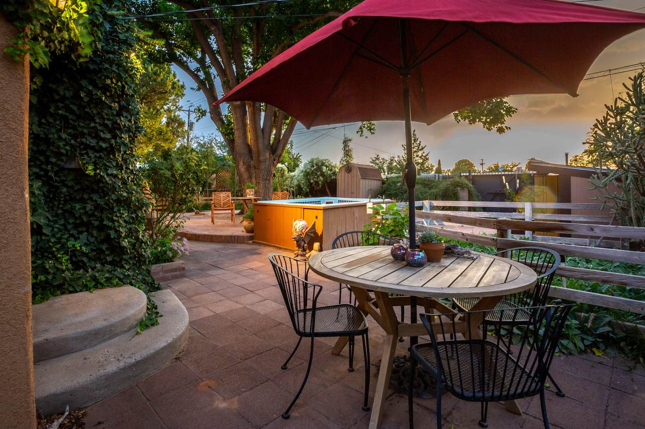 713 California Street - Photo 1