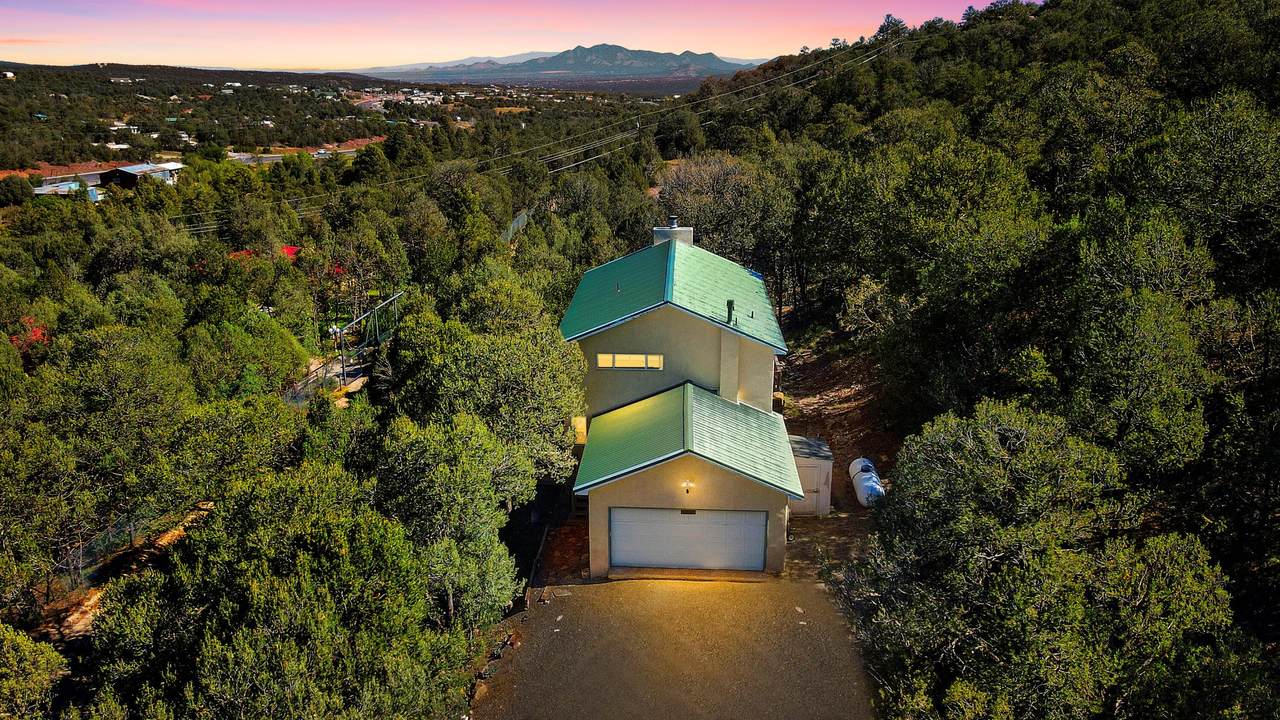 2 Cedar Hill Place - Photo 1