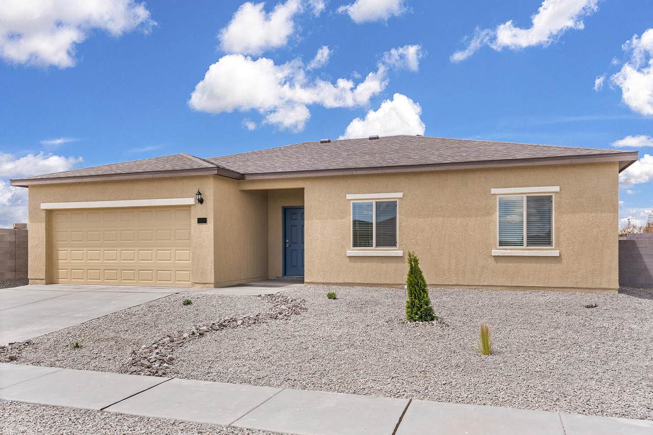 812 Calle De Las Rosas - Photo 1