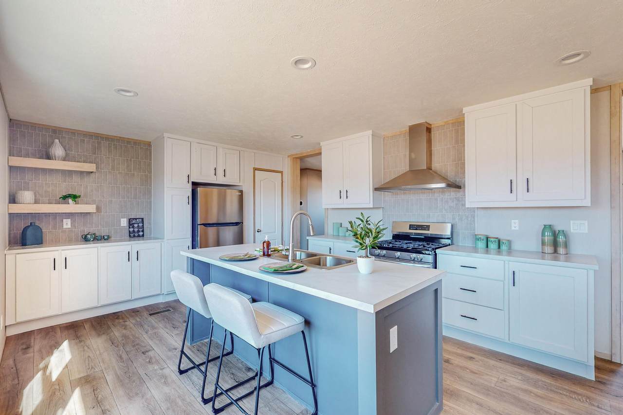 12 Sky Loop - Photo 1