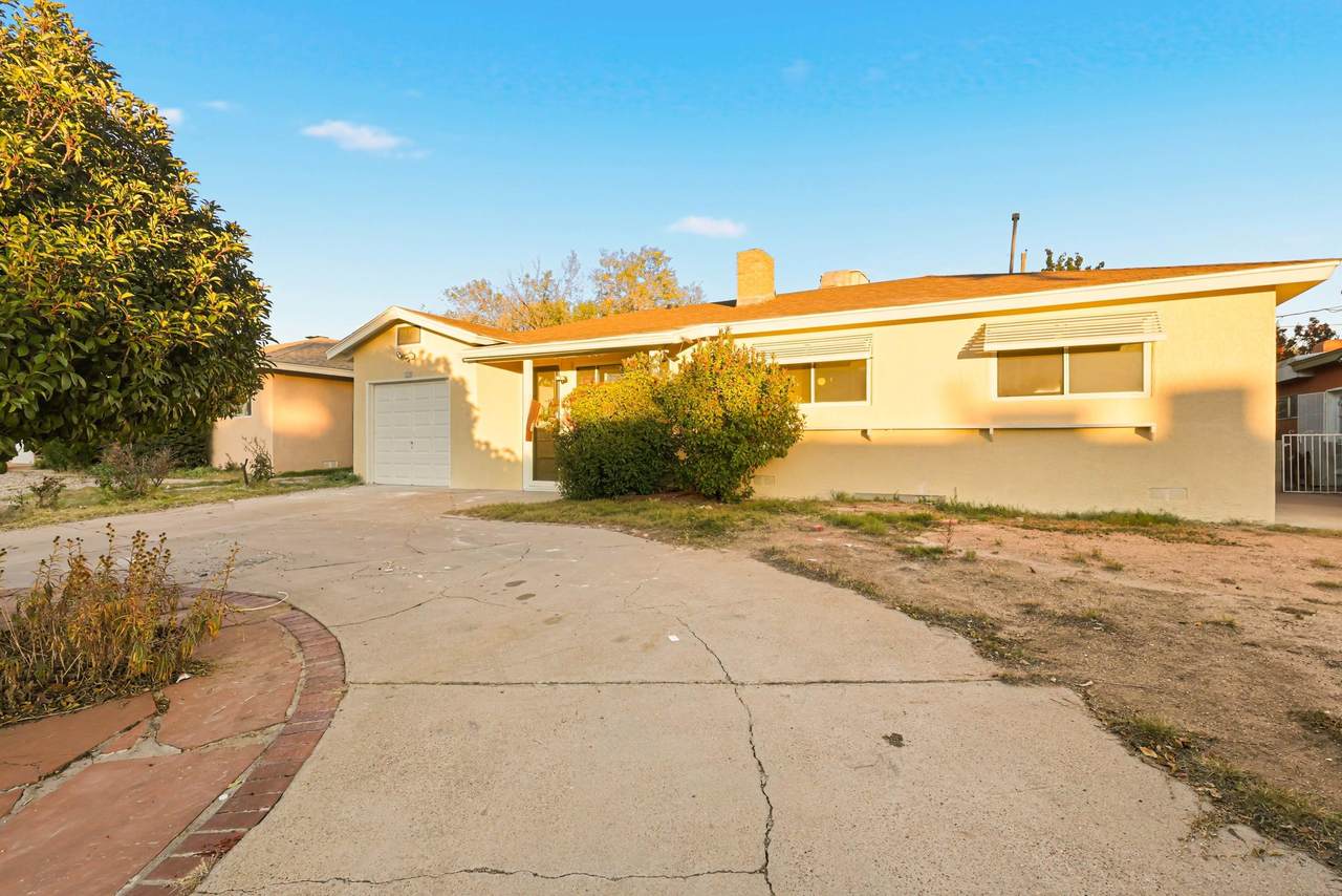 2924 Cagua Drive - Photo 1