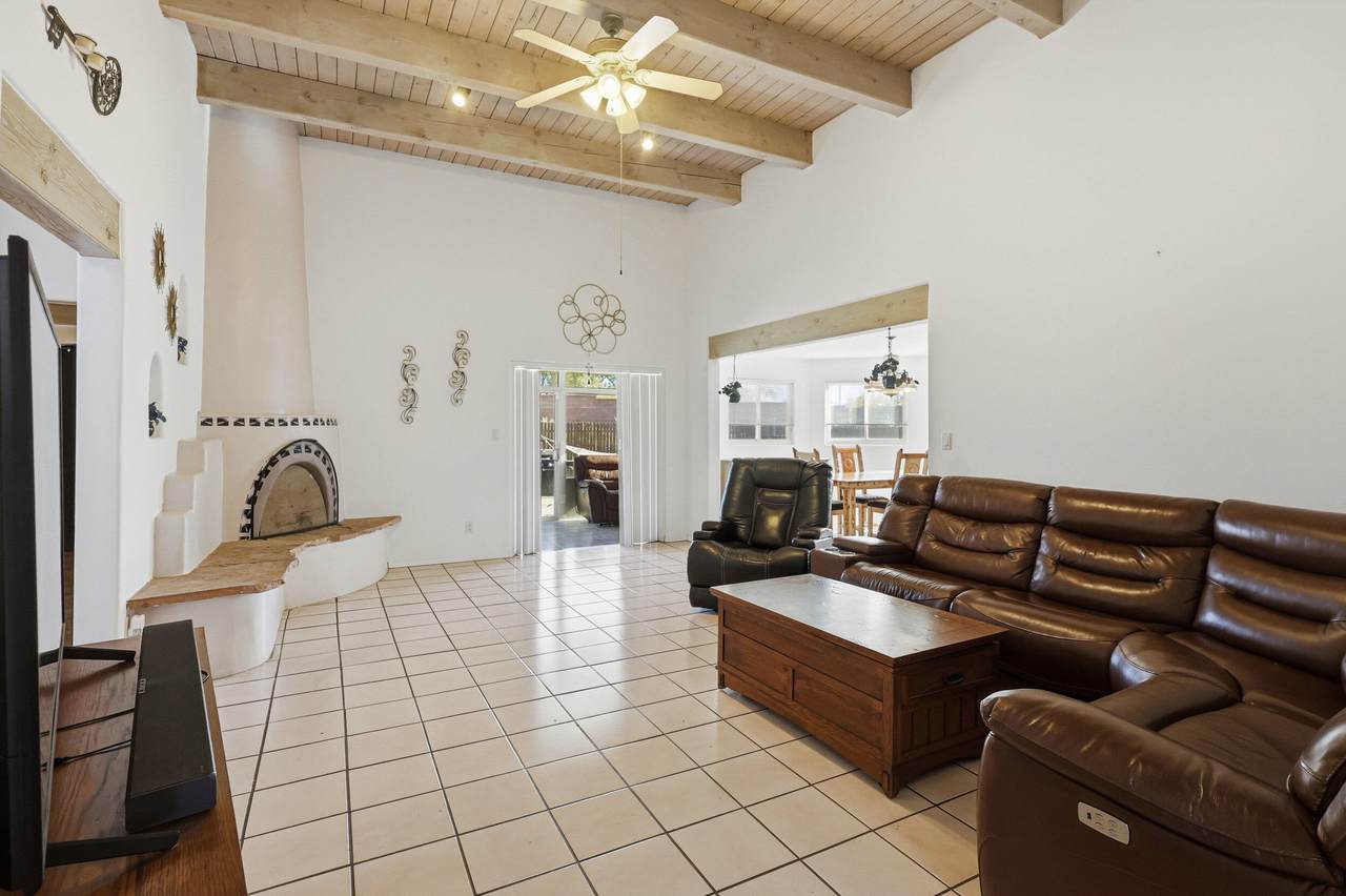 4018 Painted Pony Circle - Photo 1