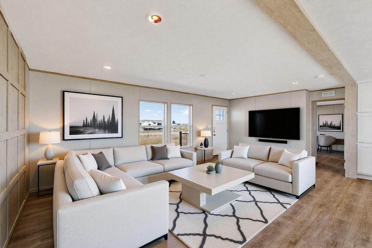 28 Scarlett O'hara Street - Photo 1