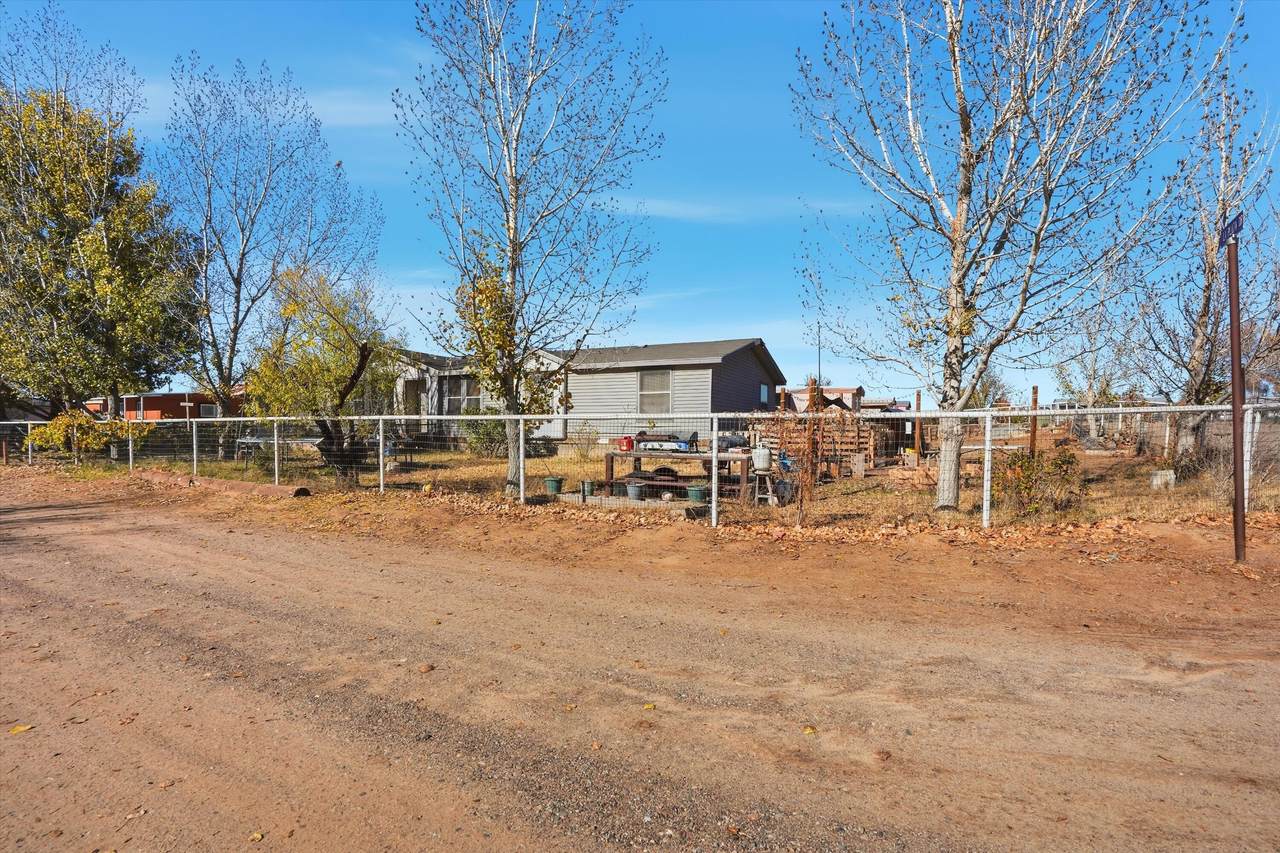21 Agua Fria Road - Photo 1