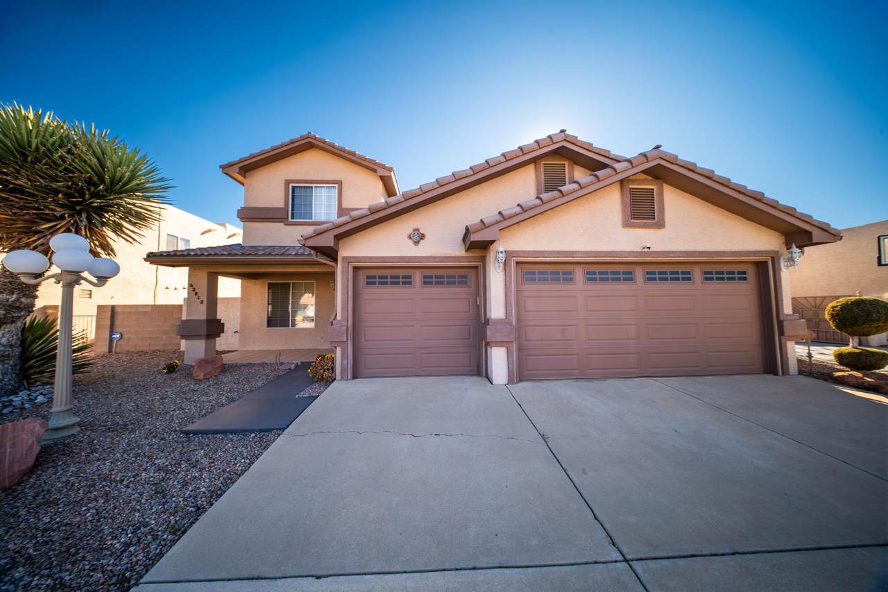 2812 Monument Drive - Photo 1