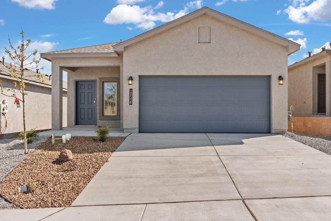 10513 Tinaja Way - Photo 1