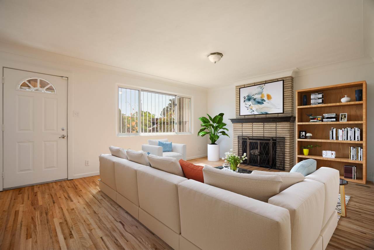 425 Graceland Drive - Photo 1