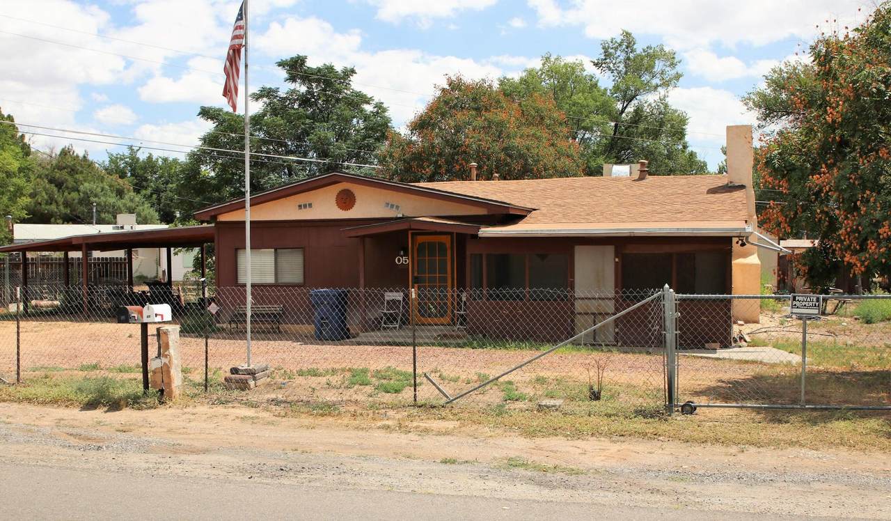 5 Cactus Drive - Photo 1