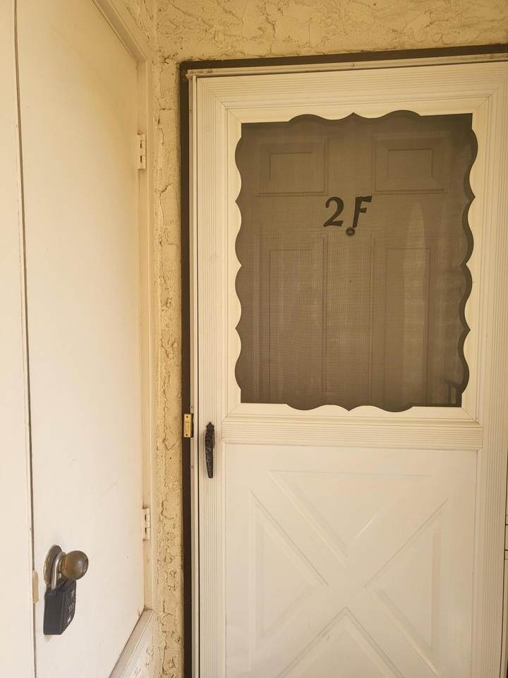 831 Country Club Drive - Photo 1