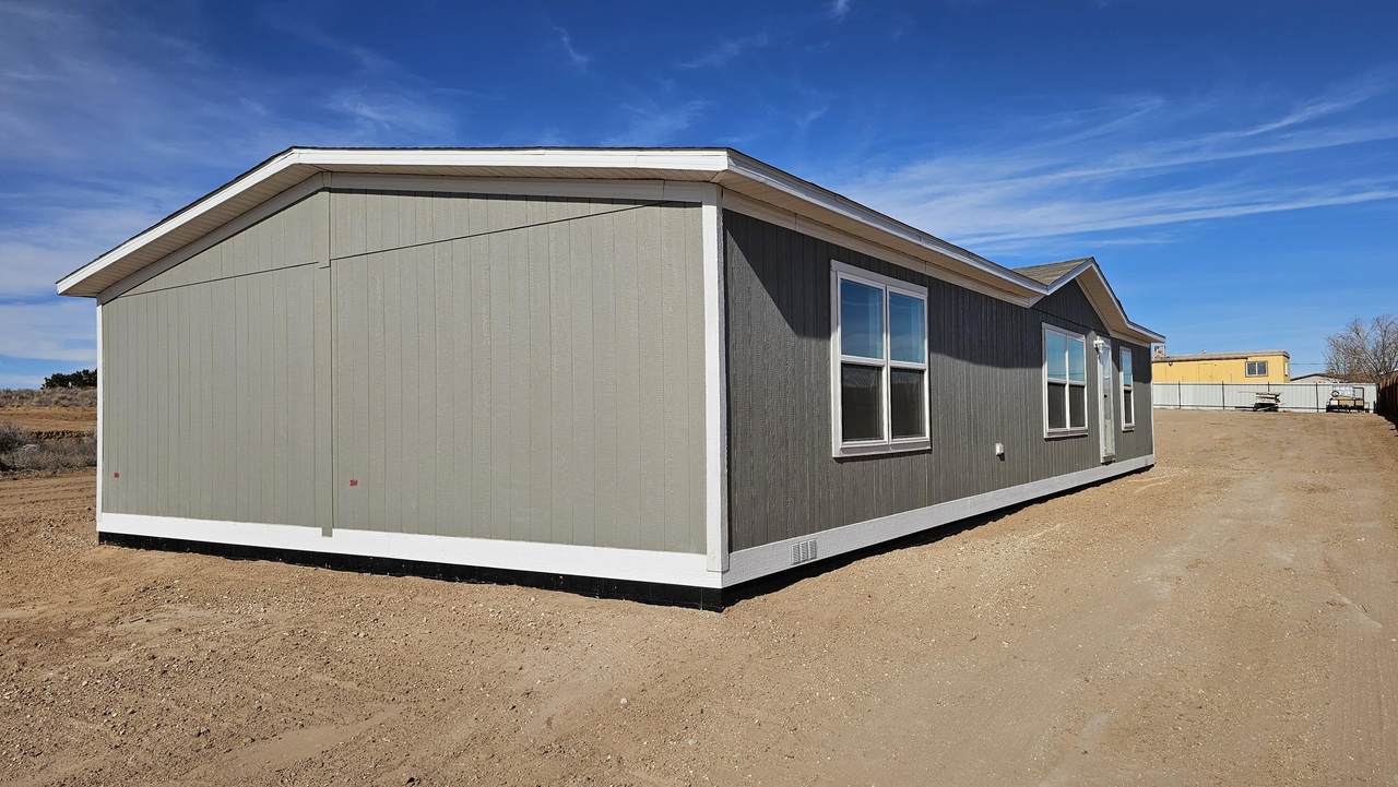 317 Northern Boulevard - Photo 1