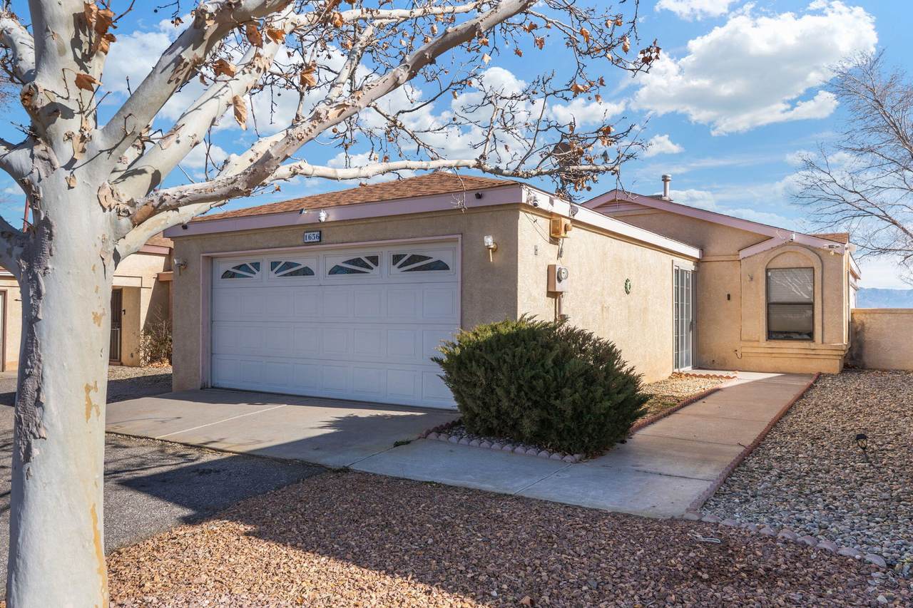 1656 Plum Road - Photo 1