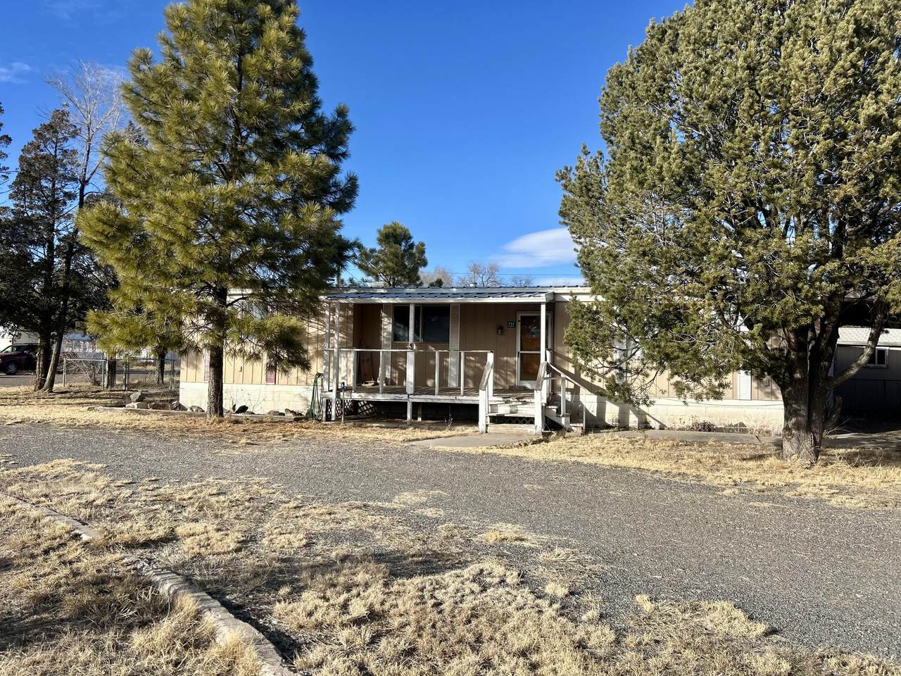 717 Allen Avenue - Photo 1