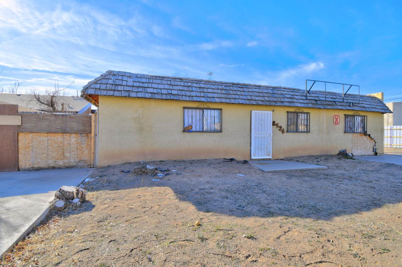 8524 Trumbull Avenue - Photo 1