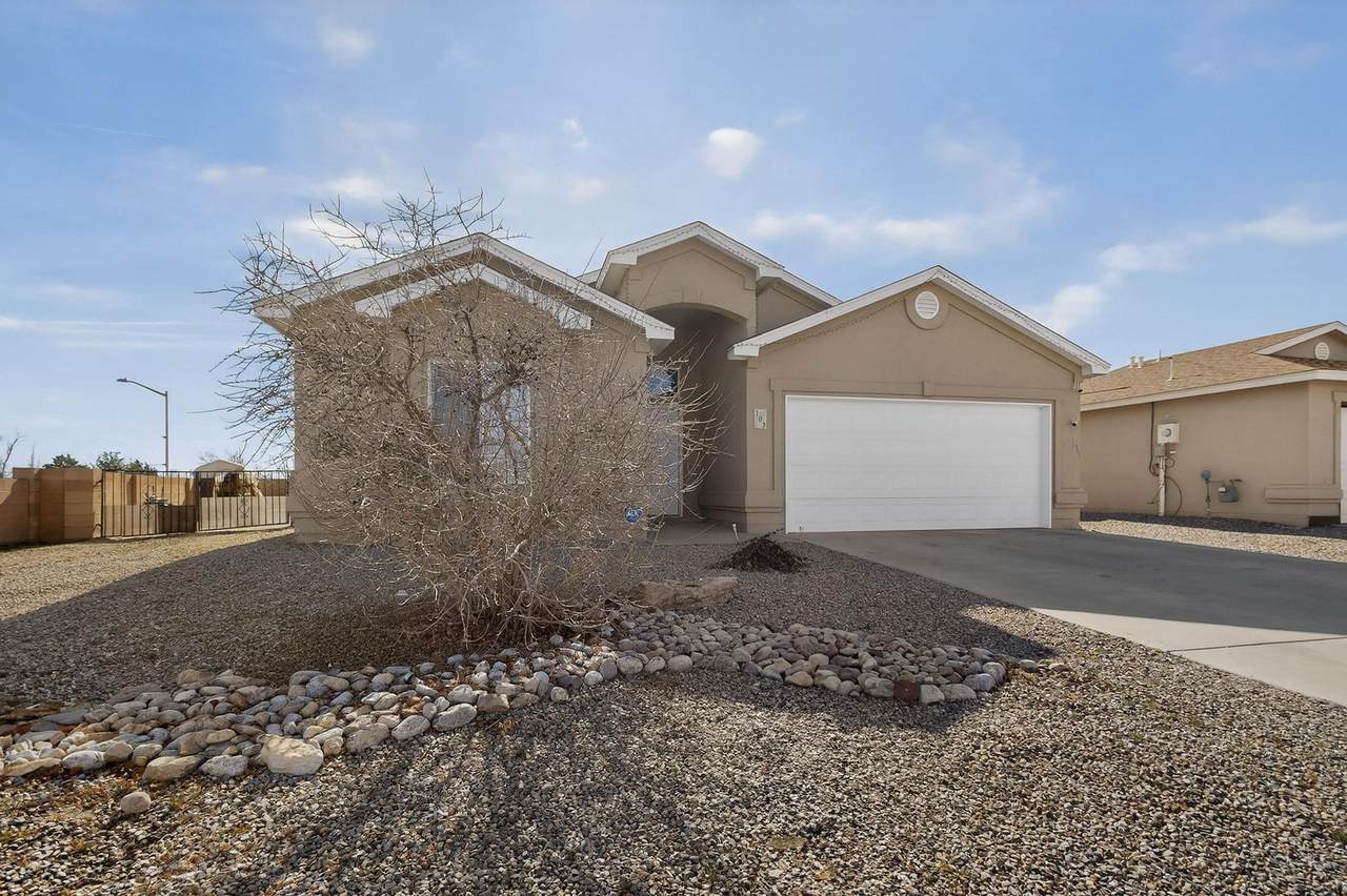 103 Oakwood Court - Photo 1