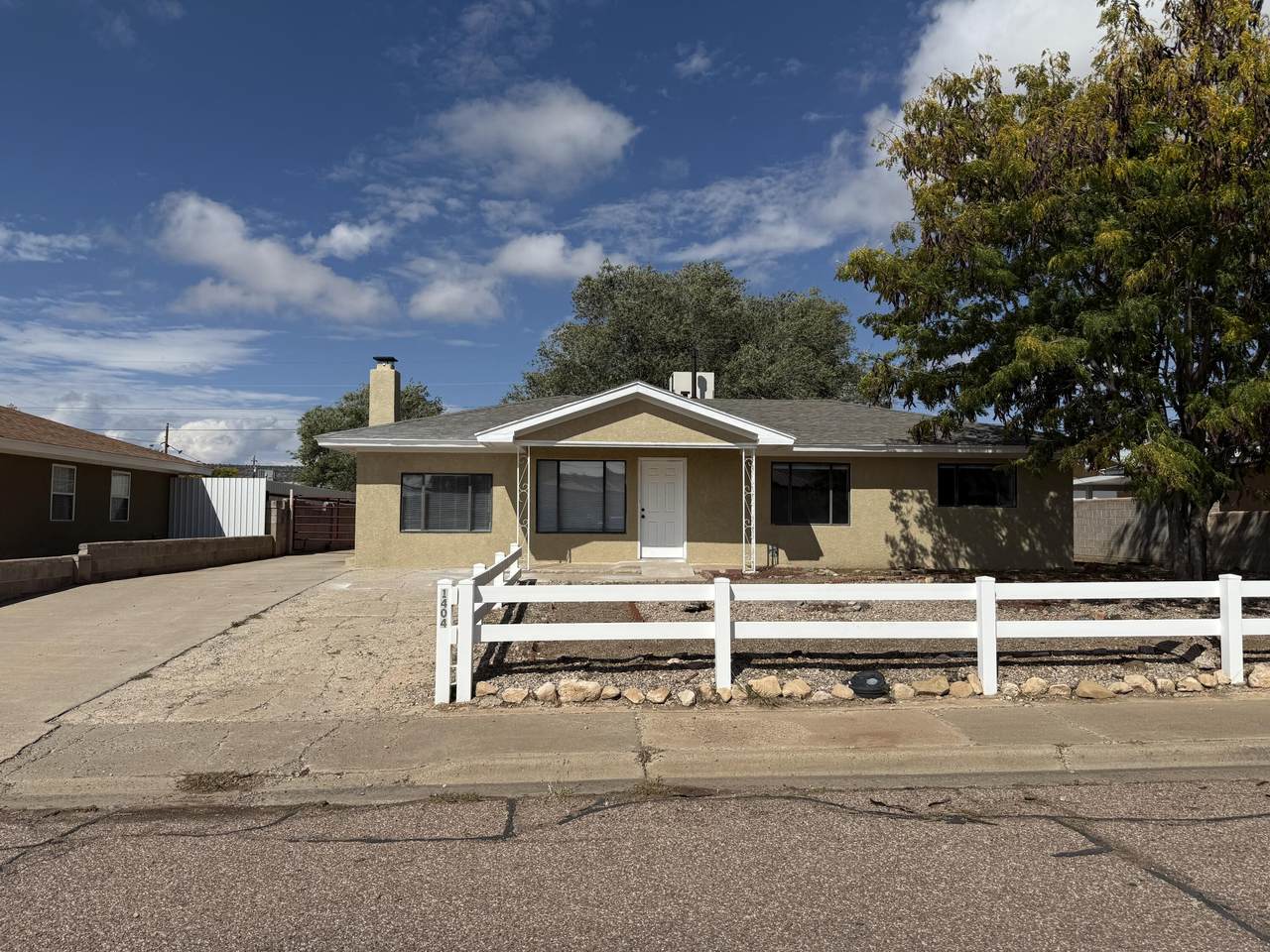 1404 Chaco Avenue - Photo 1