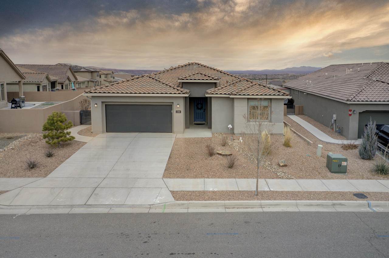 2768 Kings Canyon Loop - Photo 1