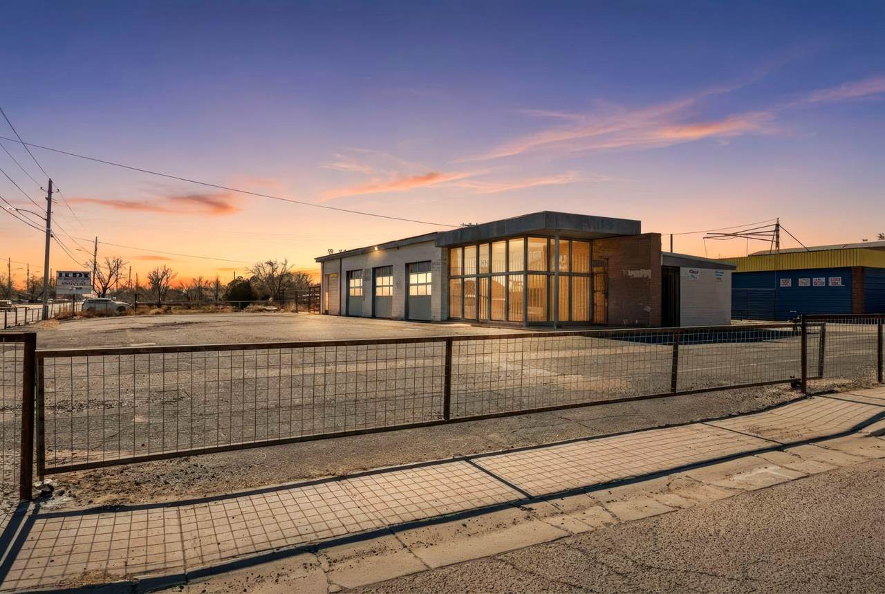 1003 Main Street - Photo 1