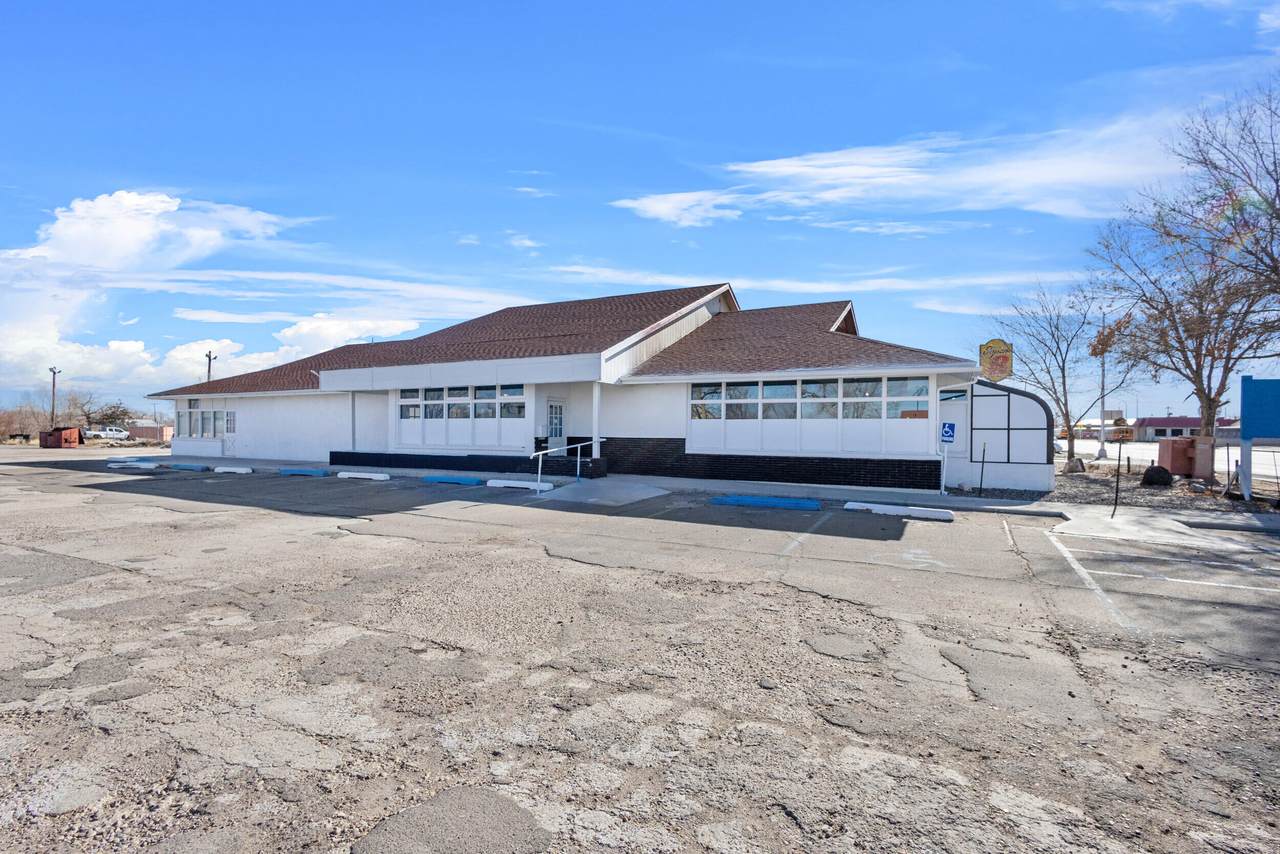 418 Main Street - Photo 1