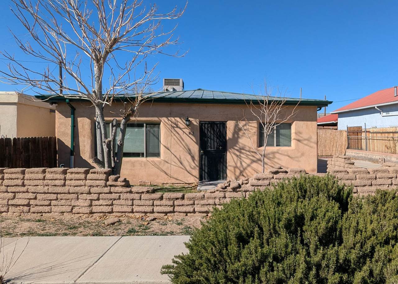 1023 Arno Street - Photo 1