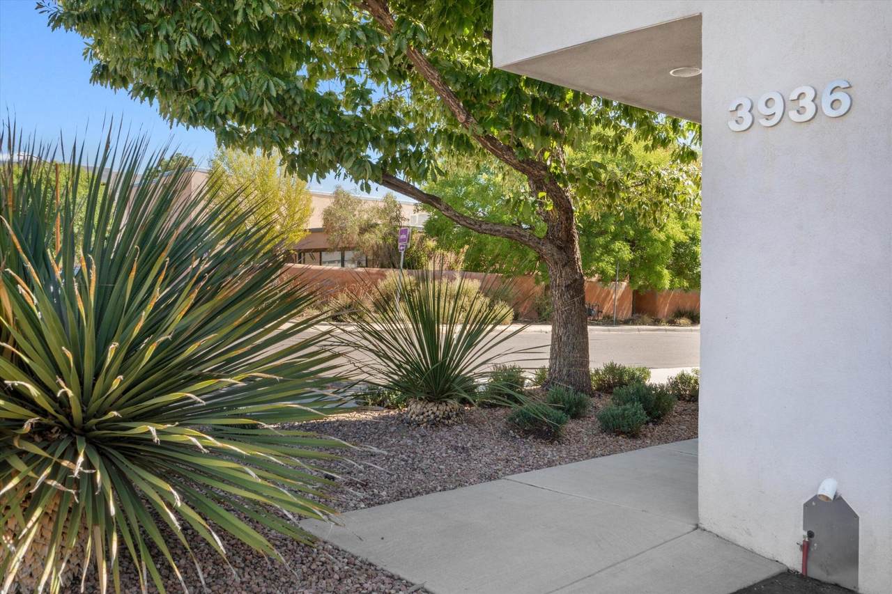 3936 Silver Avenue - Photo 1