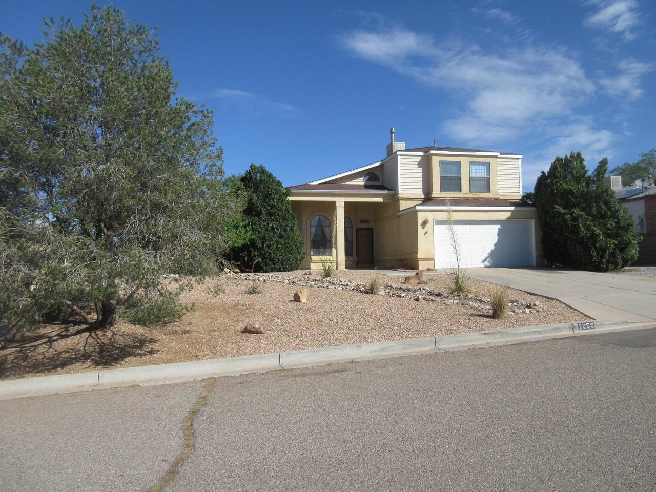 2059 Columbia Court - Photo 1