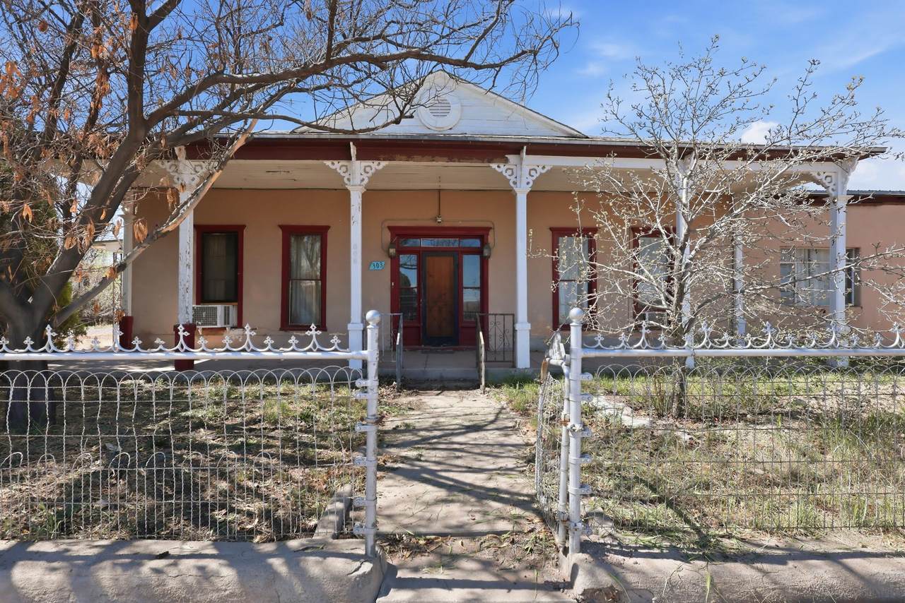 303 Eaton Avenue - Photo 1