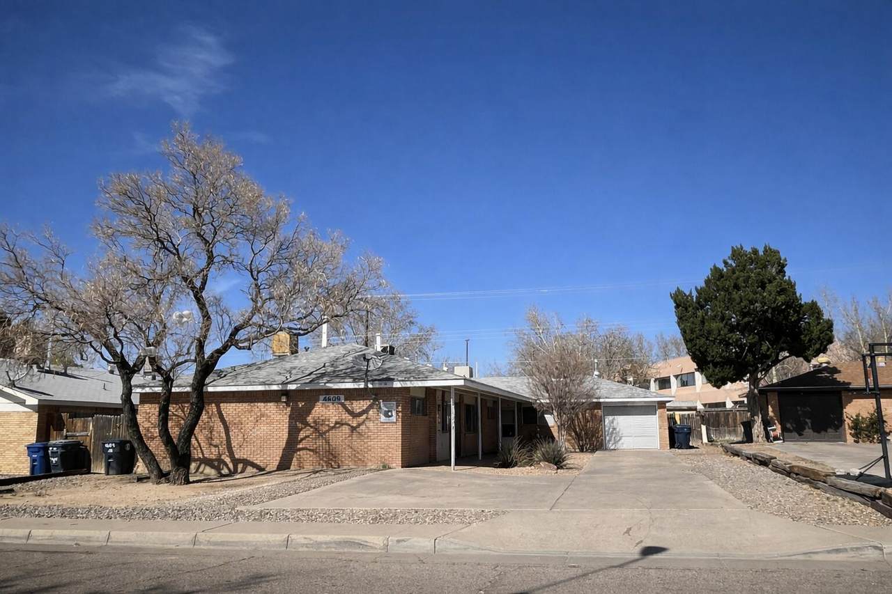 4609 Douglas Macarthur Road - Photo 1