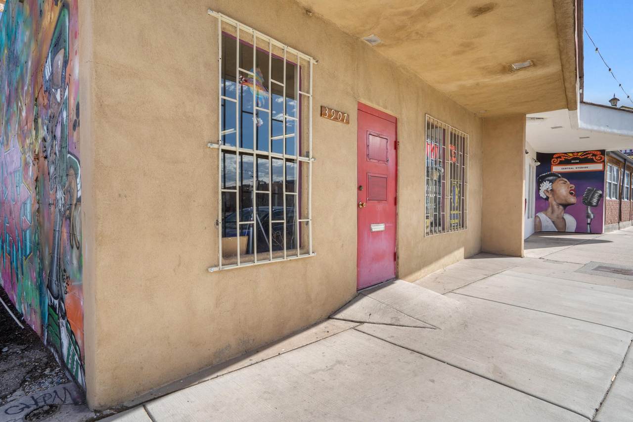 3907 Central Avenue - Photo 1