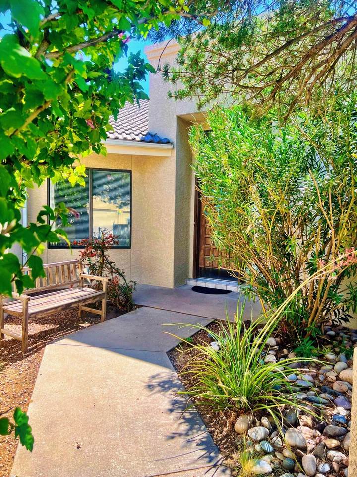 8700 Canyon Run Road - Photo 1